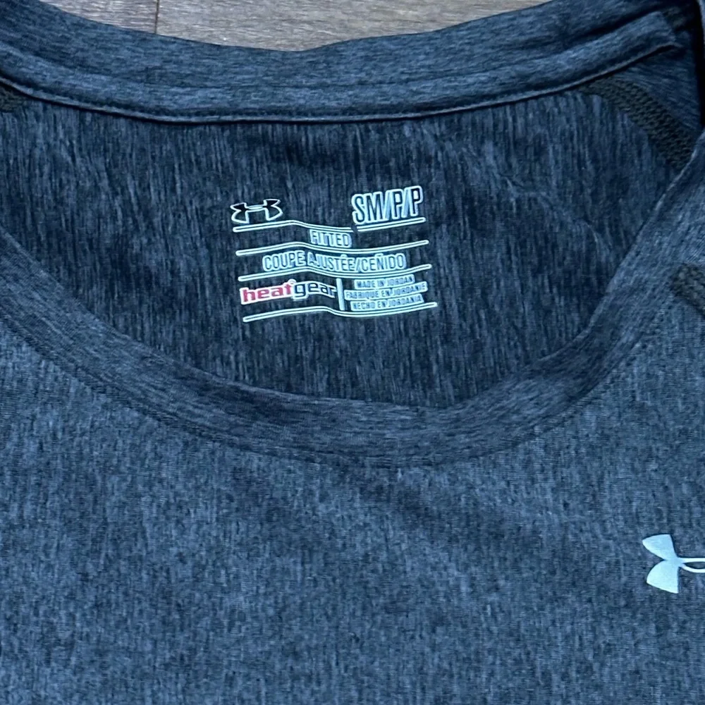 Under Armour Charcoal Heather Long Sleeve Top - Picture 2 of 3